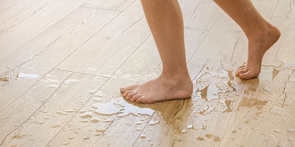 Water Resistant Laminate Floors, Water Resistant Coating For Laminate Flooring