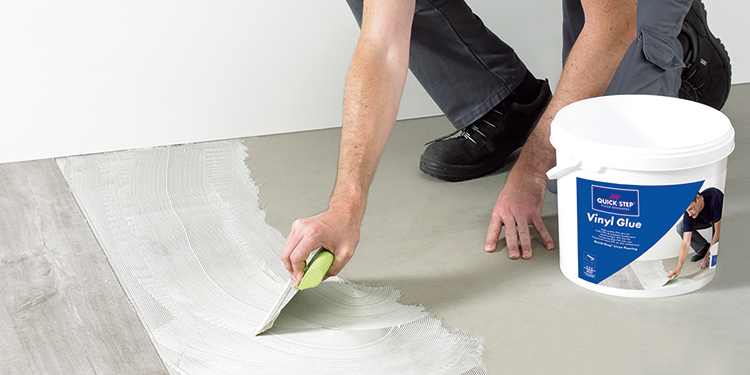 How To Install Your Vinyl Floor, What Glue To Use For Vinyl Flooring